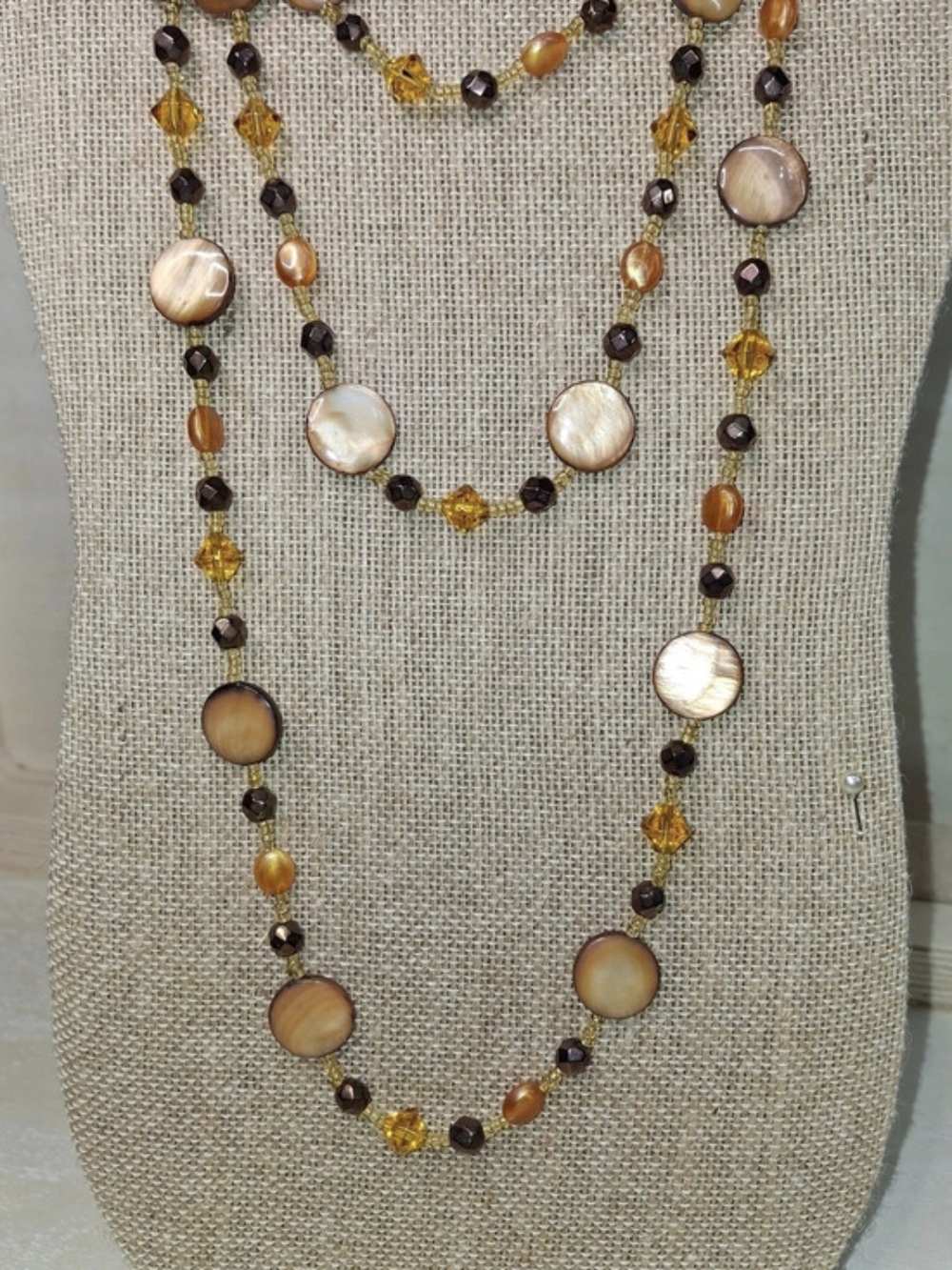Shell Statement Necklace - Picture 3 of 8